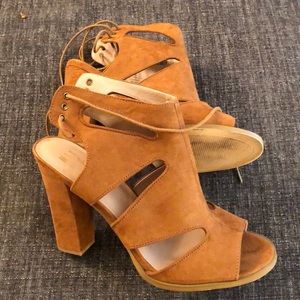 Cognac brown cut out heels!